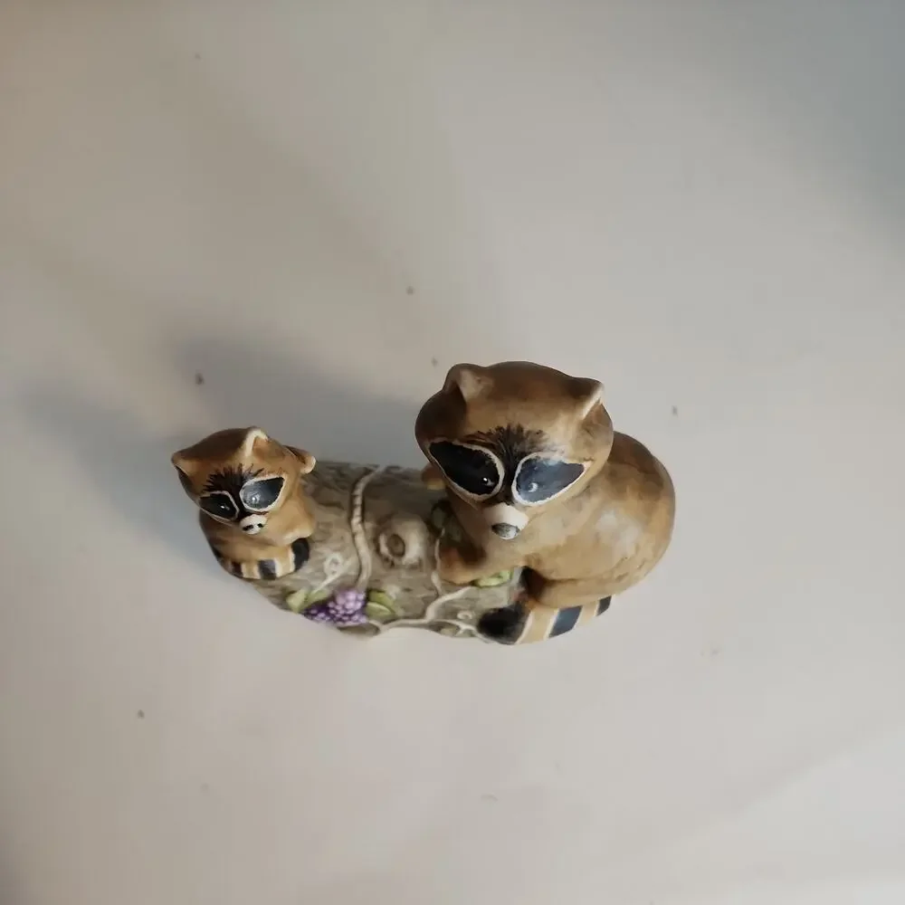 Vtg Ceramic Mother and Baby Raccoons on a Log Figurine Handpainted in Wisconsin